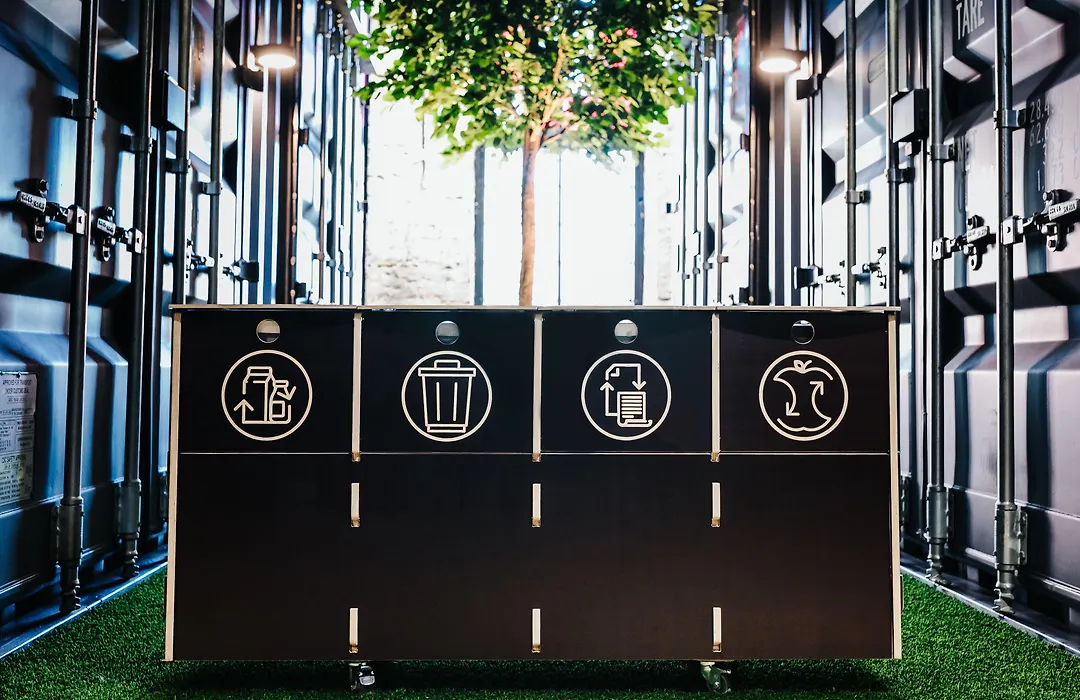 Hektor Container Hotel-1